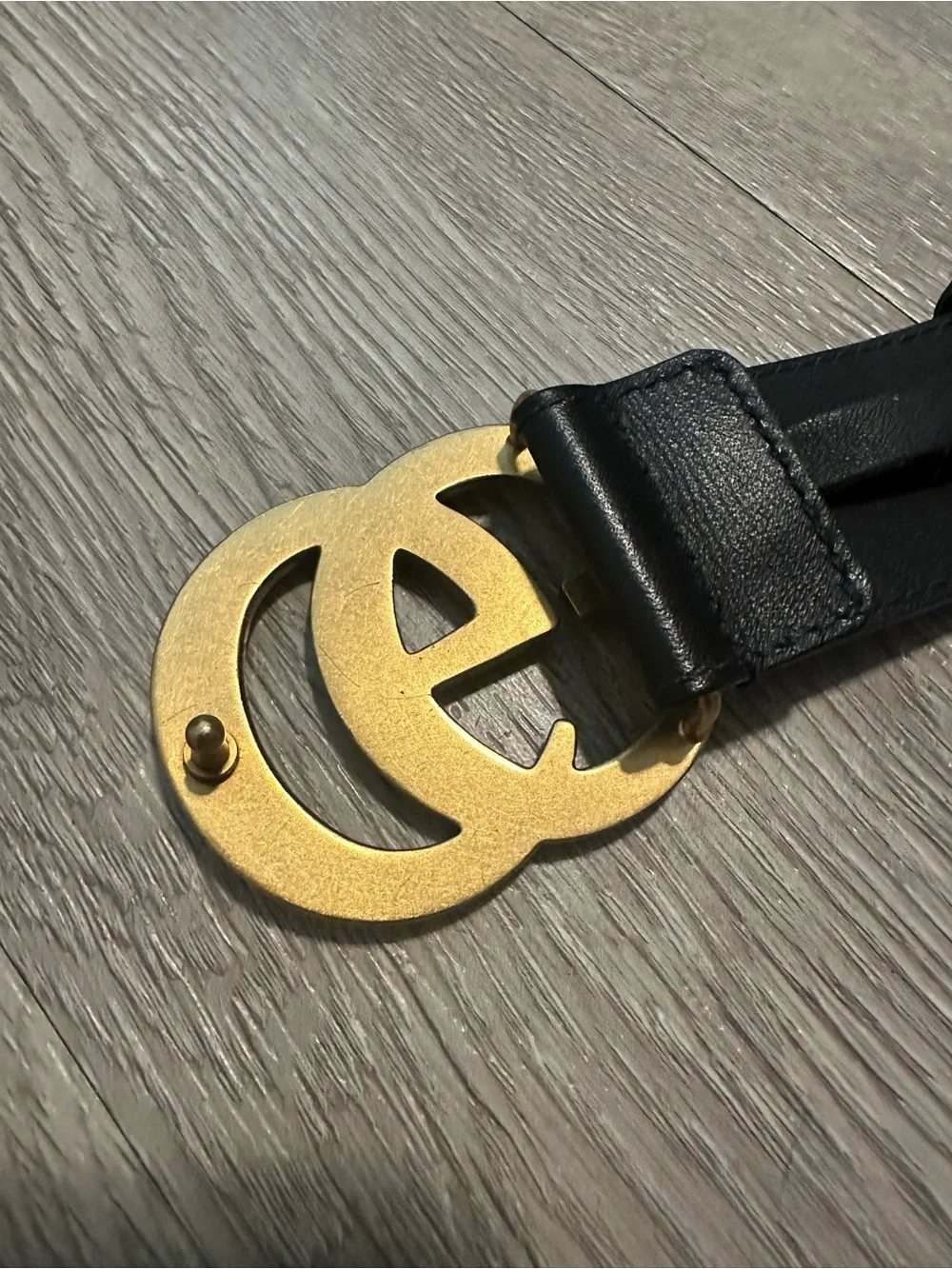 Gucci gg buckle